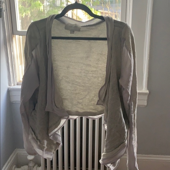 71 Stanton - Pretty, open front sweatshirt - Picture 3 of 10